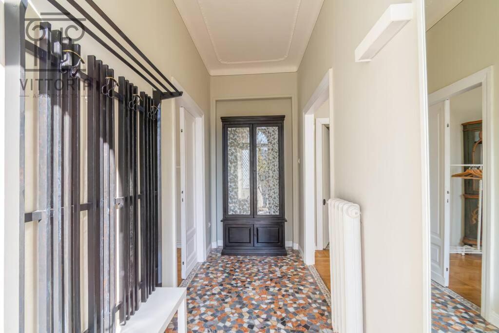 Vittoria Apartments: Viale Dante * Vicenza